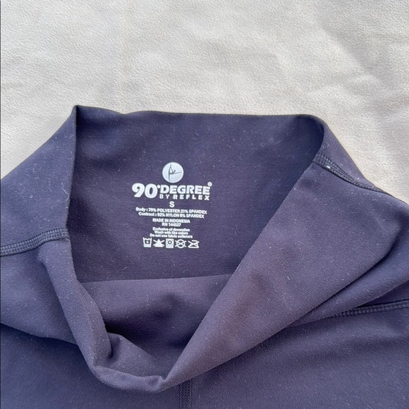 90 Degree By Reflex.   Black Athletic Shorts High-Waisted Stretch - Picture 2 of 3